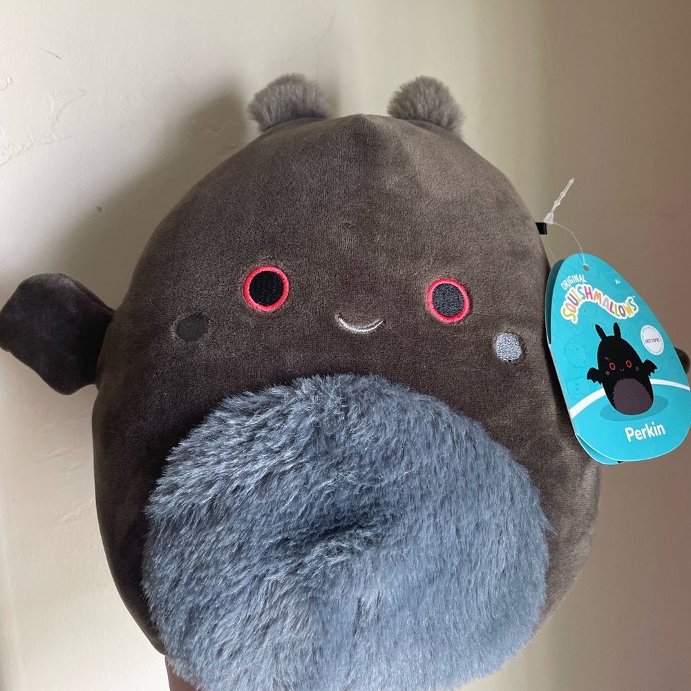 Perkin the Mothman Squishmallow! 🖤